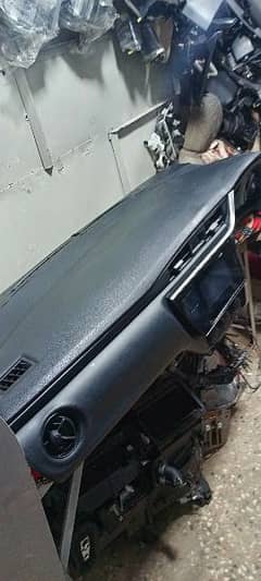 Toyota Corolla 2020 2021 Mukammal dis board good condition or