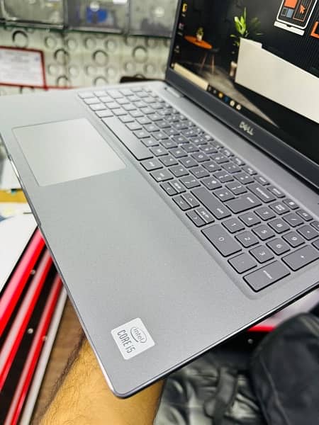 Dell Latitude E3510 6