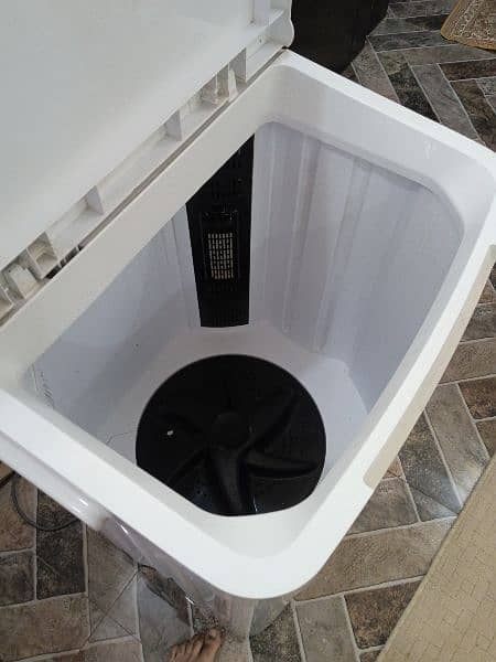 Dawlance Dw6100 single Tube washing Machine 1