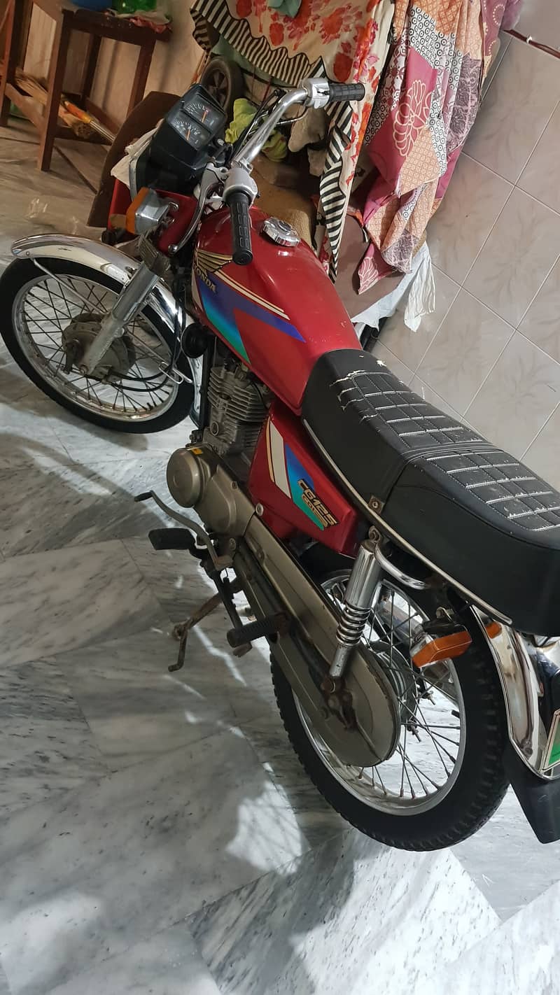 125 Honda 2007 model 5