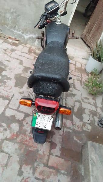 Good condition 5 years old +923176722437 0