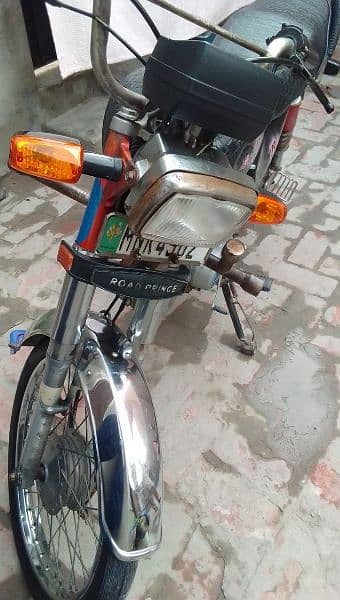 Good condition 5 years old +923176722437 3