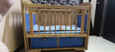 baby cot/bed