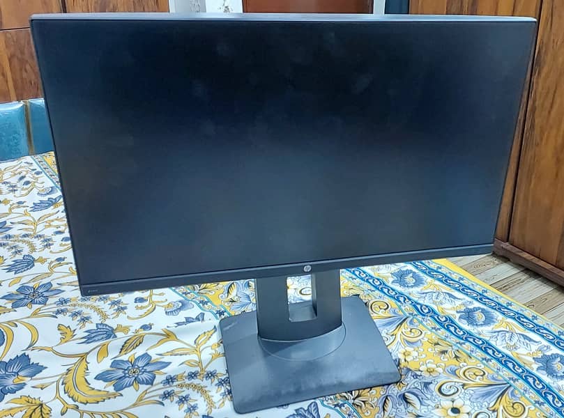 HP - Z24nf Monitor - 23.8 Inch Narrow Bezel Display 5