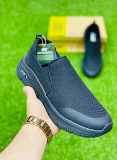 Men Sekecher Shoes