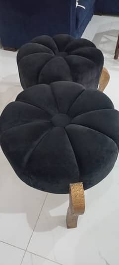 velvet stools for just 10k