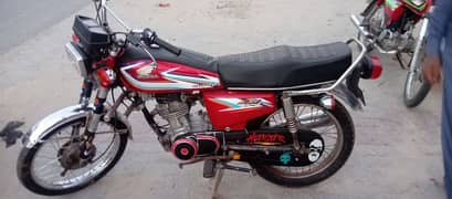 Good condition motorcycle for sale in daulat nager