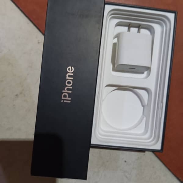 iPhone 11promax256gb Pta approved 5