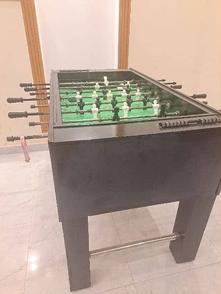 Foosball Table with complete accessories 1