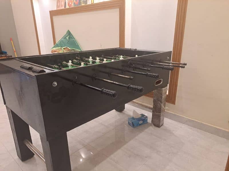 Foosball Table with complete accessories 2