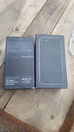 03007263295    IPhone 7 256 gb PTA prove daba charger orignal