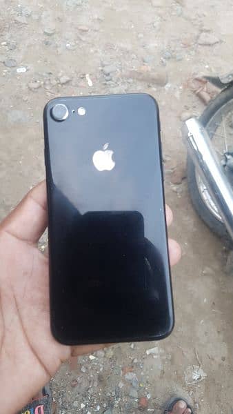 03007263295    IPhone 7 256 gb PTA prove daba charger orignal 2