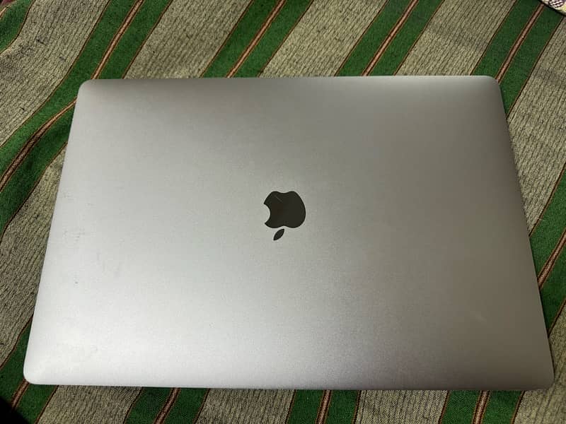 Macbook Pro 2017 15 Inch 2