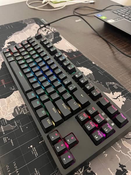 Aukey compact rgb keyboard 4