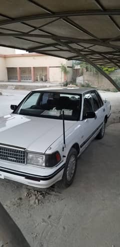 Toyota Crown 1989