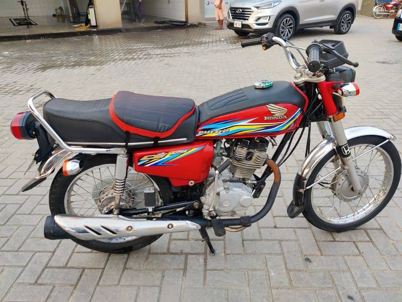 Genuine & neat Honda 125 2018 1