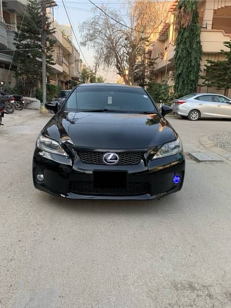 Lexus CT200h 2011 9