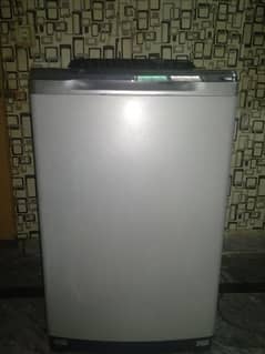 Automatic washing Machine for sale urgent03004435623