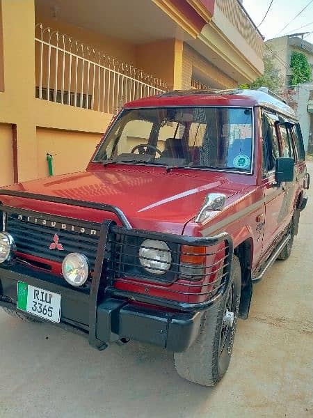 Mitsubishi Pajero 1985 1