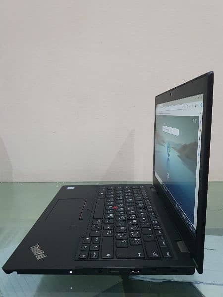 Lenovo Thinkpad L390
8th Gen core i5
8GB Ram 
256 SSD Memory 1