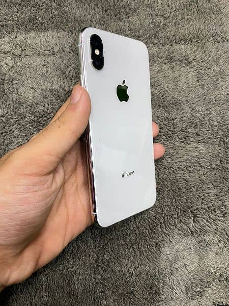 I phone xr / x /- 03461809478 1