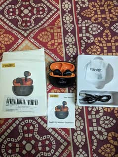 Original Realfit F2 earbuds for sale condition 10/10. . . 03215363790