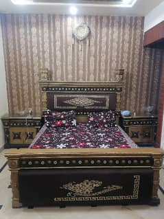 king size bed with sitable and dressing table