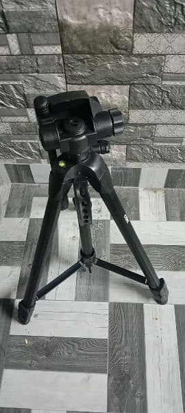 Tripod stand icon  pro series New 3