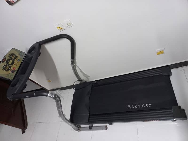 Treadmill for sale 2hp - 120kg 2