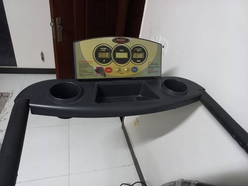 Treadmill for sale 2hp - 120kg 6