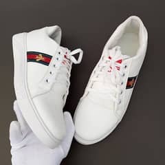 Men sports shoes white