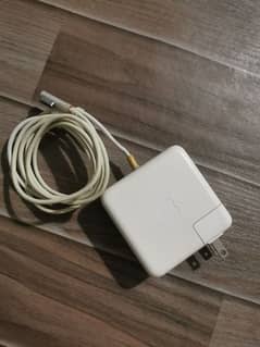 60W MacBook adapter