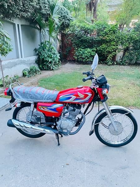Honda CG125 2022Model New condition 6500km just use best for 2023 1