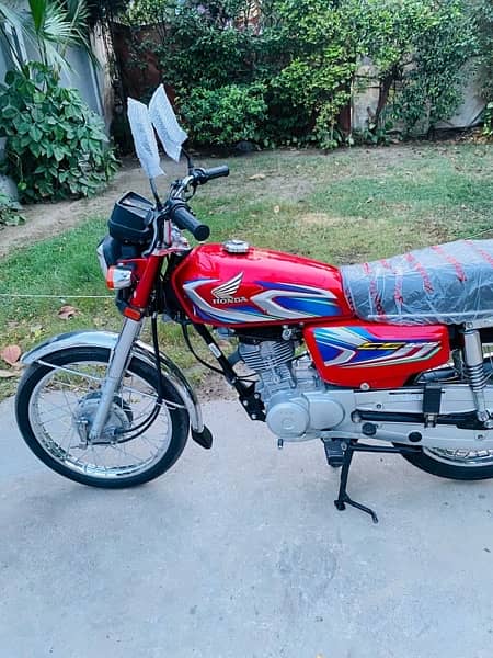 Honda CG125 2022Model New condition 6500km just use best for 2023 3