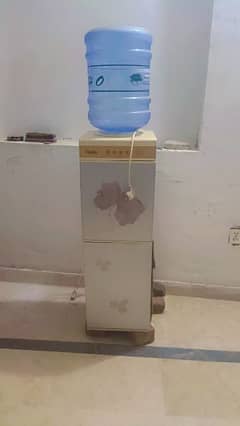 Haier water dispenser