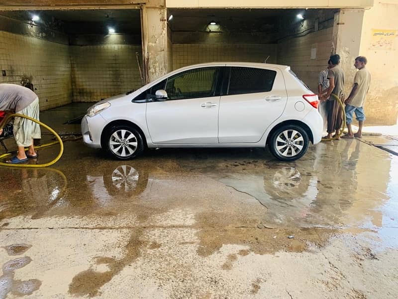 Toyota Vitz 2017 0