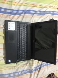 dell leptop core i3 6006u 6th gen look like new with charger