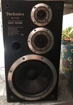 pair of technics japanece speakers