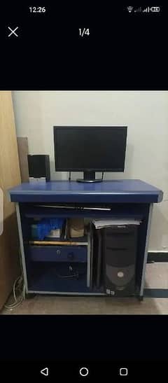 Computer table and computer chair