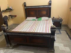 bed & dressing table