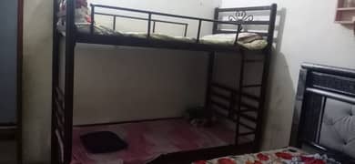 kidz double bed king size 4 month used without mattres palai hai