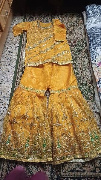 mehndi dress/sharara shirt/miyon dress/urgent sale 3