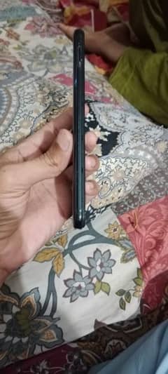 vivo y30 onli box tora raf use hai