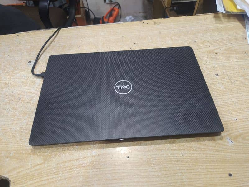 Dell Latitude 7410 Intel Core i5 10th Gen 16/256 display 14 " 1080p 10