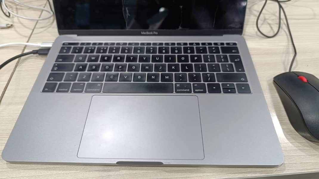 MacBook 2017 Pro (13 inch) Urgent Sale, Read ad, aj me sale krni 6