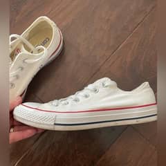 Converse low white