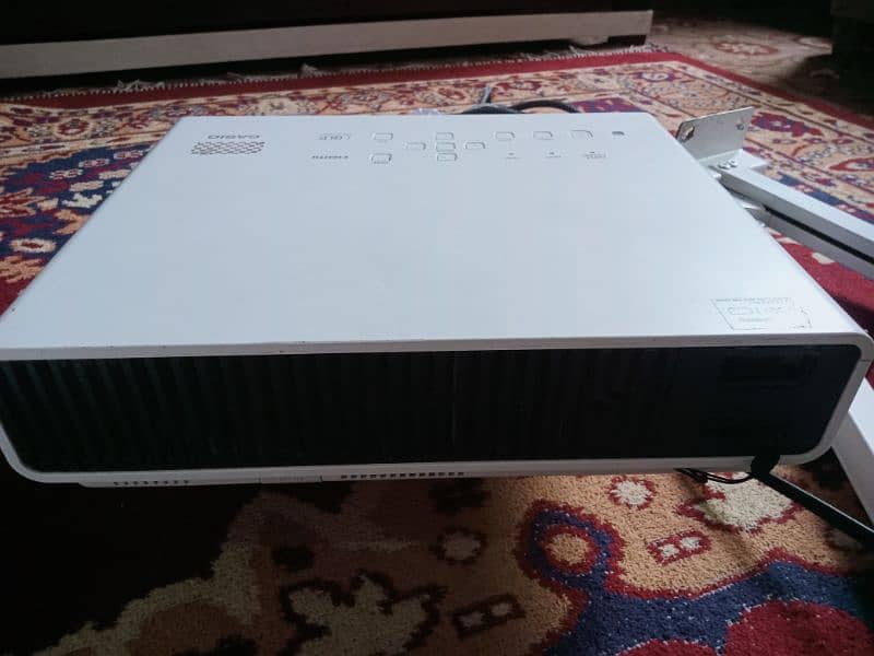 Casio Multimedia Projector with 10/10 condition best resolution result 5