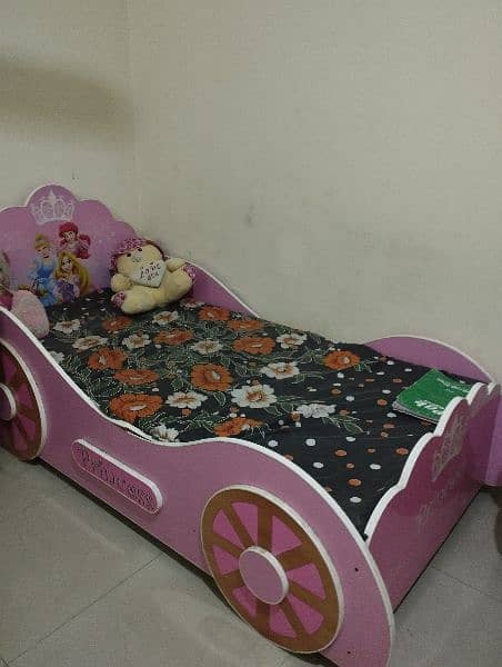 Princess carriage bed for kids 1