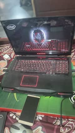 Alienware M18X R1 gaming laptop 0