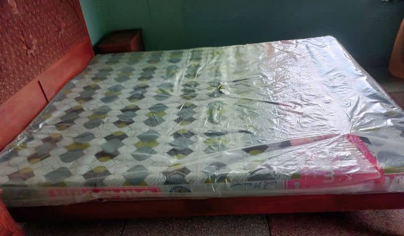 Sheesham wood bed with mattress 4